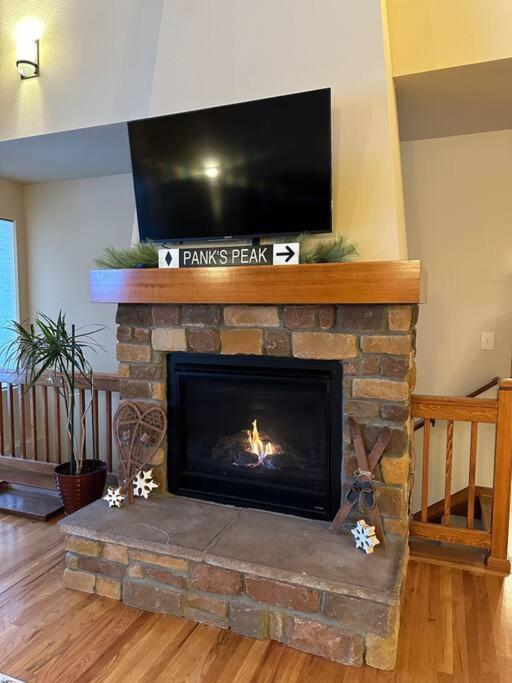 Granby Ranch Ski & Golf Getaway - Pank's Peak photo 3