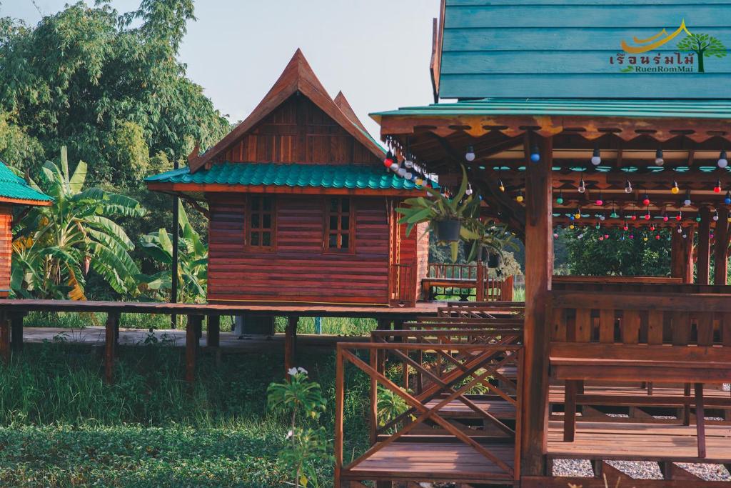 เรือนร่มไม้รีสอร์ท RuenRomMai Resort photo 3