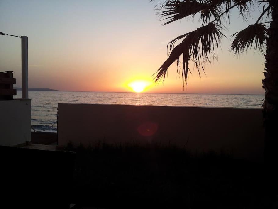 Uniquely located on the beach photo 1