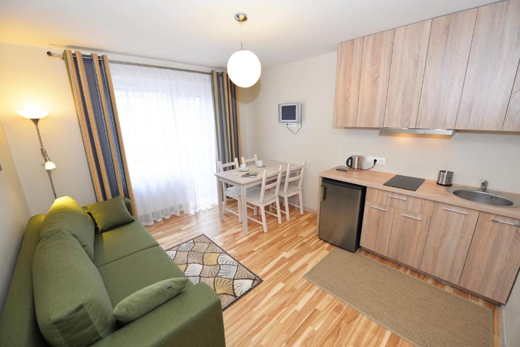 Апартаменты (Апартаменты с балконом), Palangos Vila Apartments