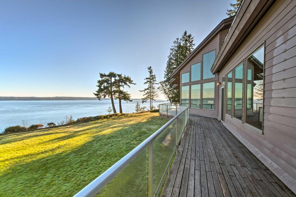 Marrowstone Island Home 20 Mins to Port Townsend! photo 3