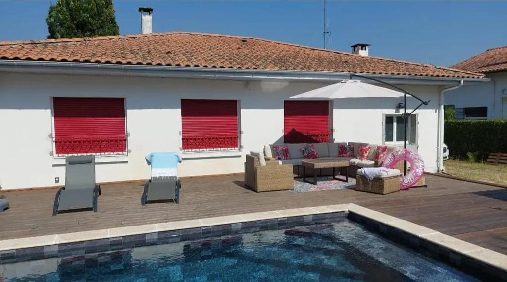 Maison de famille avec Piscine photo 2