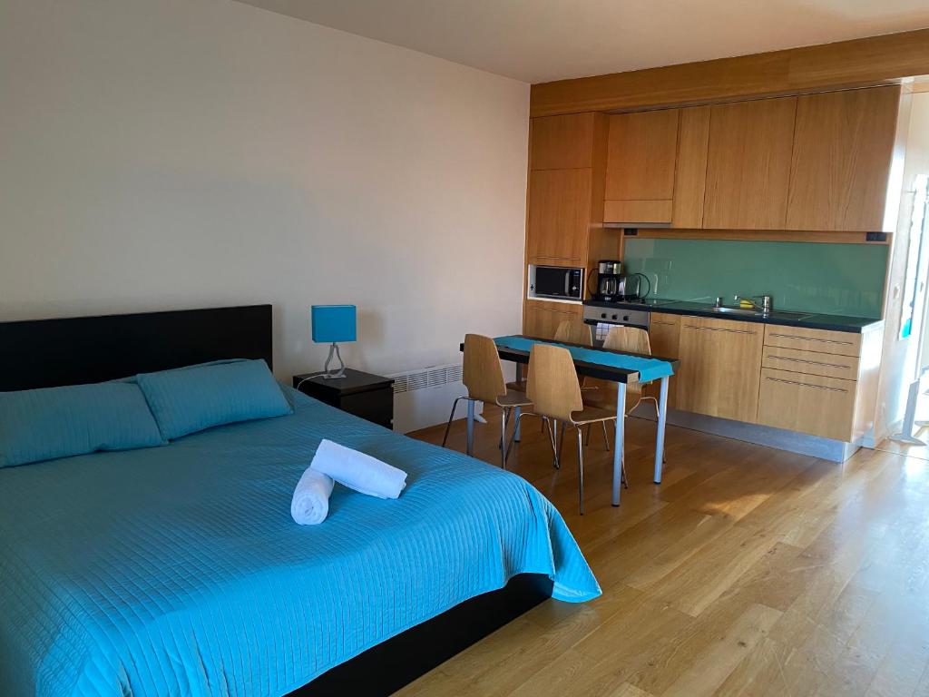 Gemini Superior Apartman & Yacht photo 2