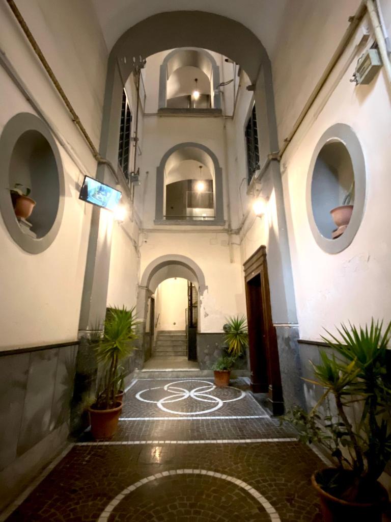 Bartolomeo 61, Naples