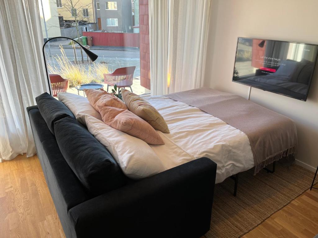 Studio Living photo 2