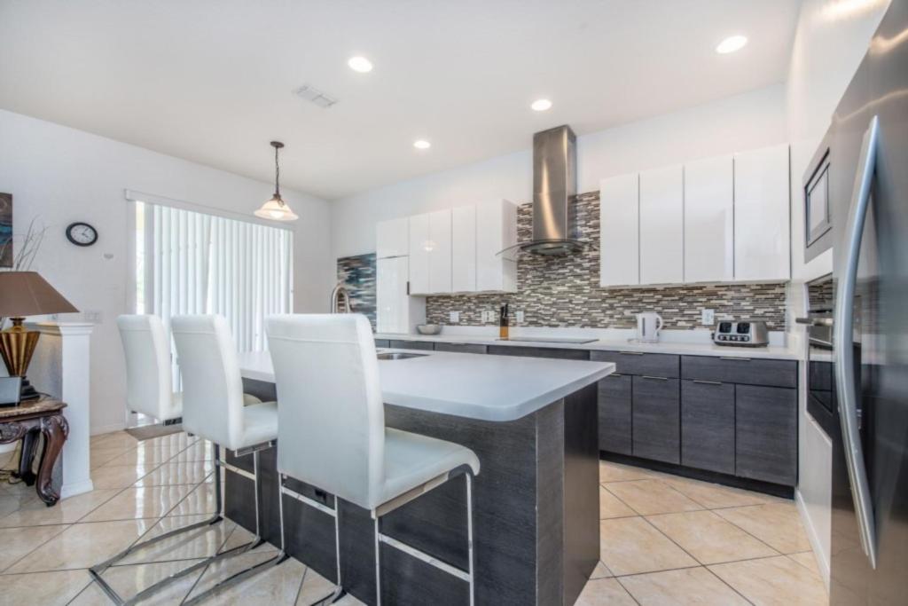 Highlands Reserve - 6 Bed 4 Baths VILLA photo 1