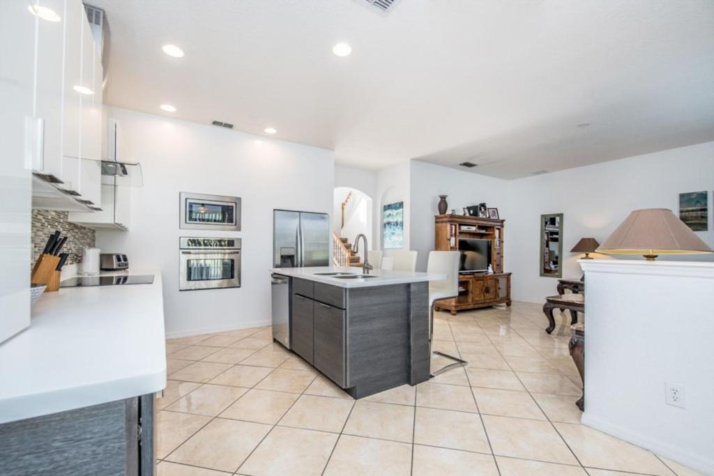 Highlands Reserve - 6 Bed 4 Baths VILLA photo 4