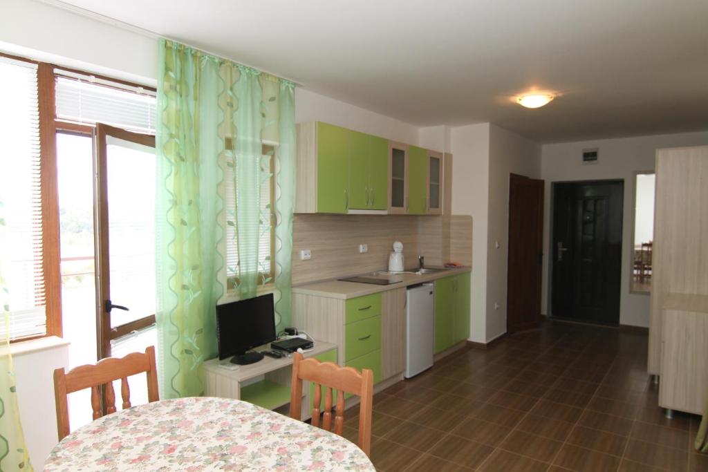 Apartments in Lotos Complex photo 2