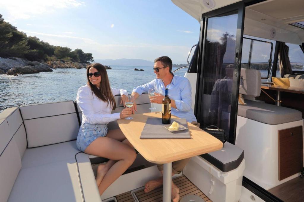 SuiteOnBoat