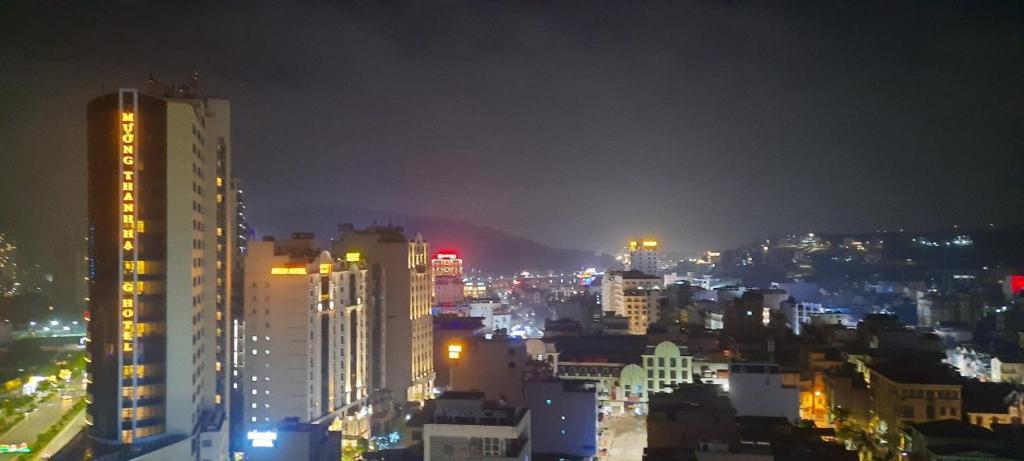 Very nice 3 bedroom apartment in Ha Long