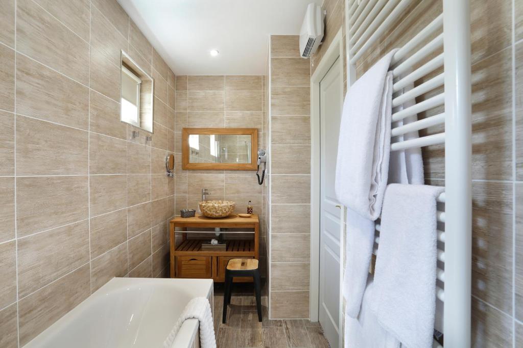 Auberge du Bon Laboureur Chenonceaux - Thumbnail image