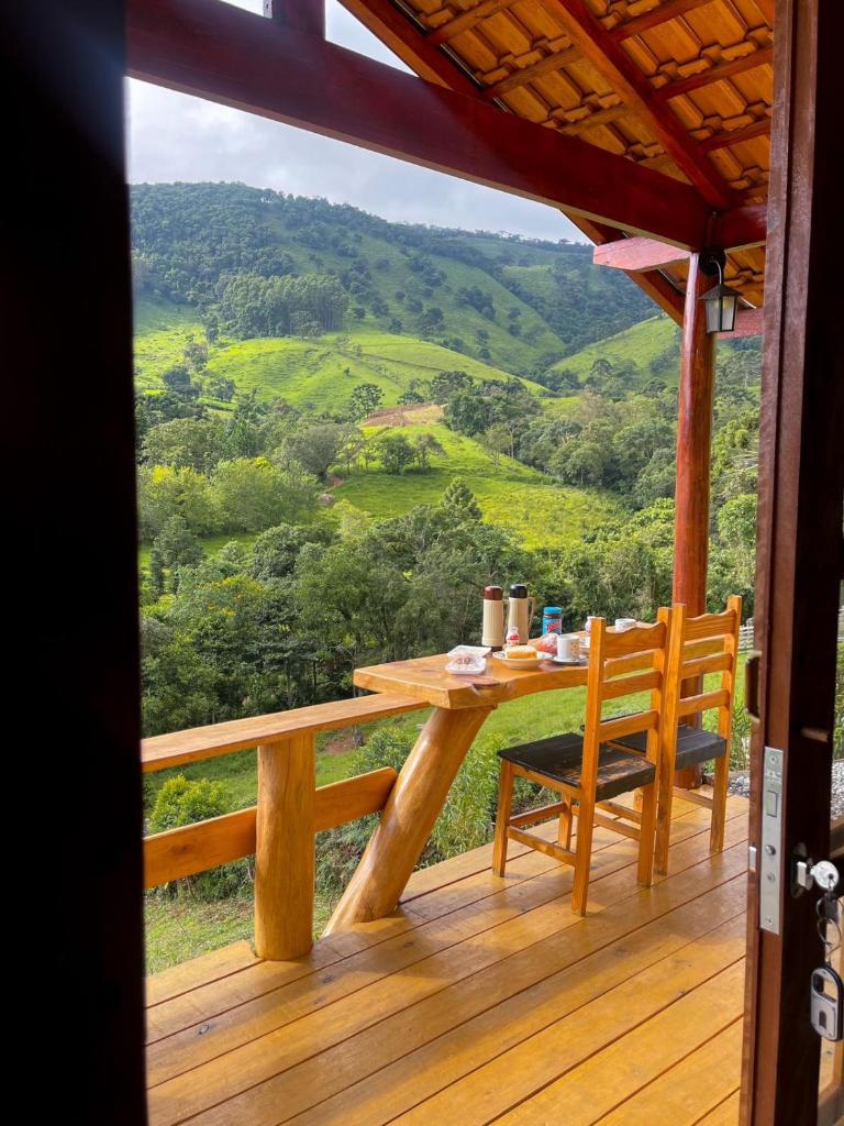 Chalé Som do Riacho com Hidromassagem e Lareira á 20 minutos de Gonçalves mg photo 2