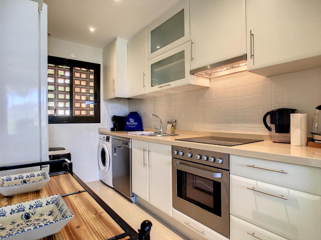 Roda Golf Singapore Apartment - 8109 photo 4