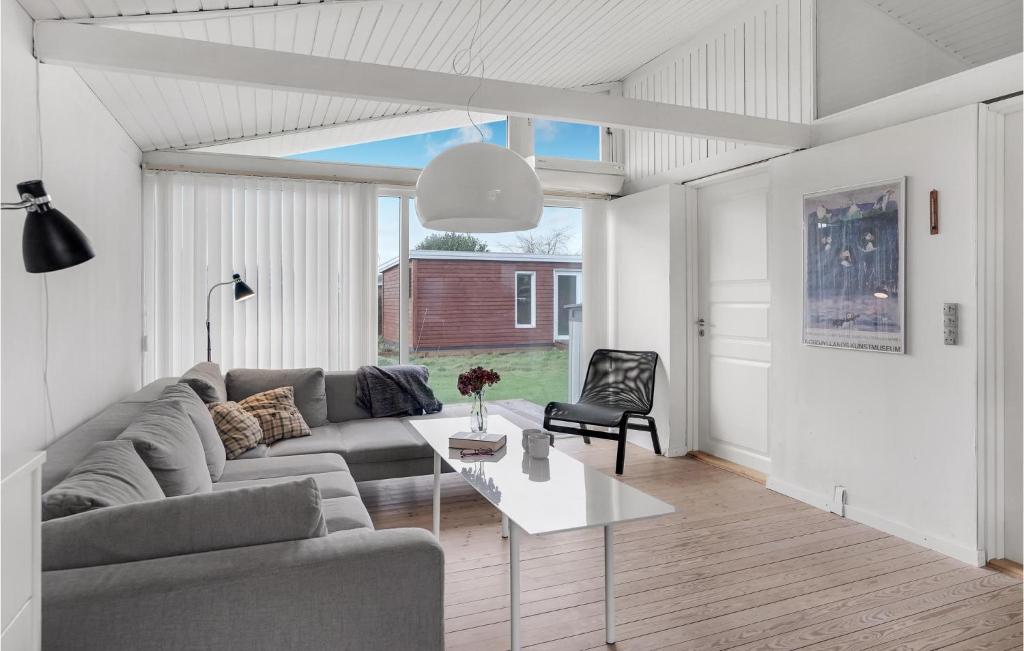 Beautiful Home In Frederikshavn With 2 Bedrooms And Wifi photo 3