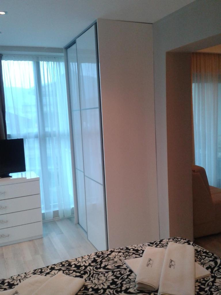 Трехместный (Трехместный номер с балконом и видом на море), Apartments and Rooms Grand Palazzo