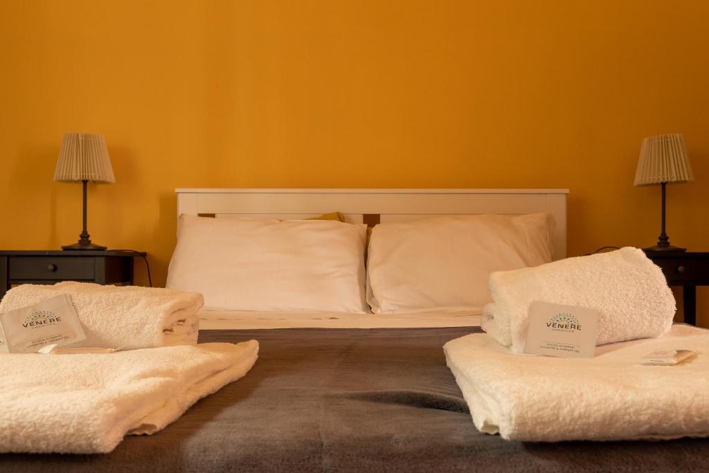 Granello Suite Central Room Type - Twin Room with Private External Bathroom