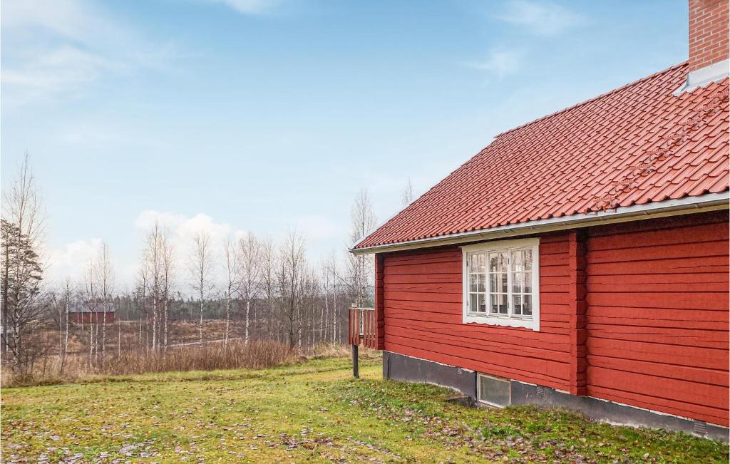Nice Home In Kopparberg With Sauna, 5 Bedrooms And Wifi photo 2