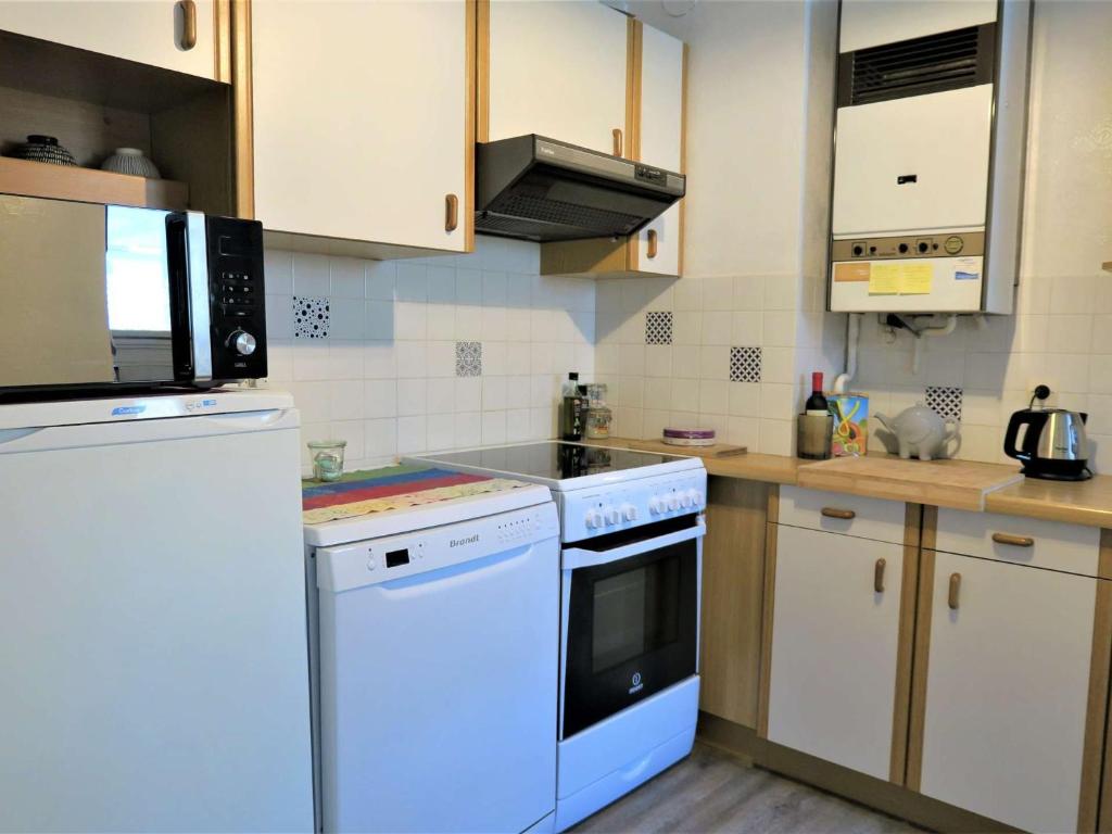 Appartement Perros-Guirec, 2 pièces, 3 personnes - FR-1-368-295 photo 2