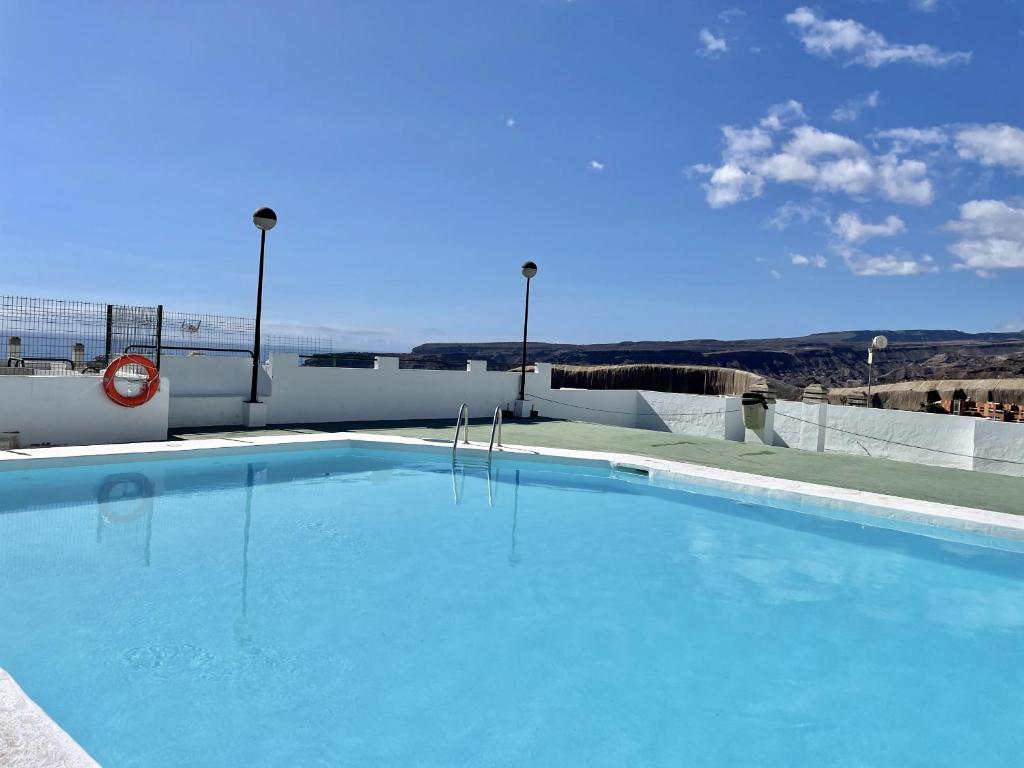 HomeForGuest Amplio apartamento con piscina y terraza en Mogan photo 2