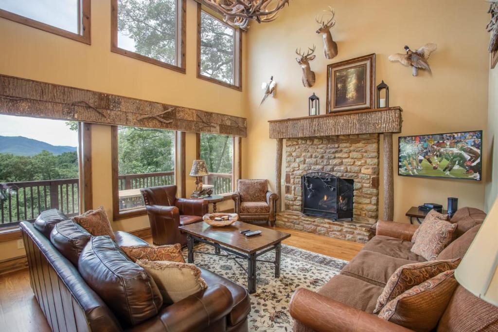 Blowing Rock Retreat image