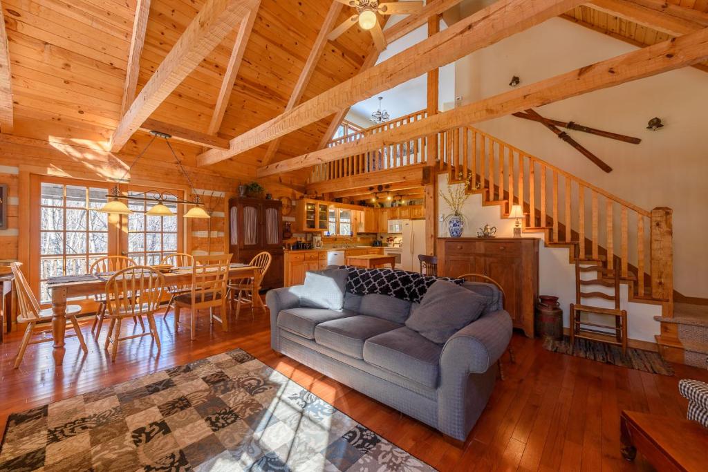 Martins Nest image