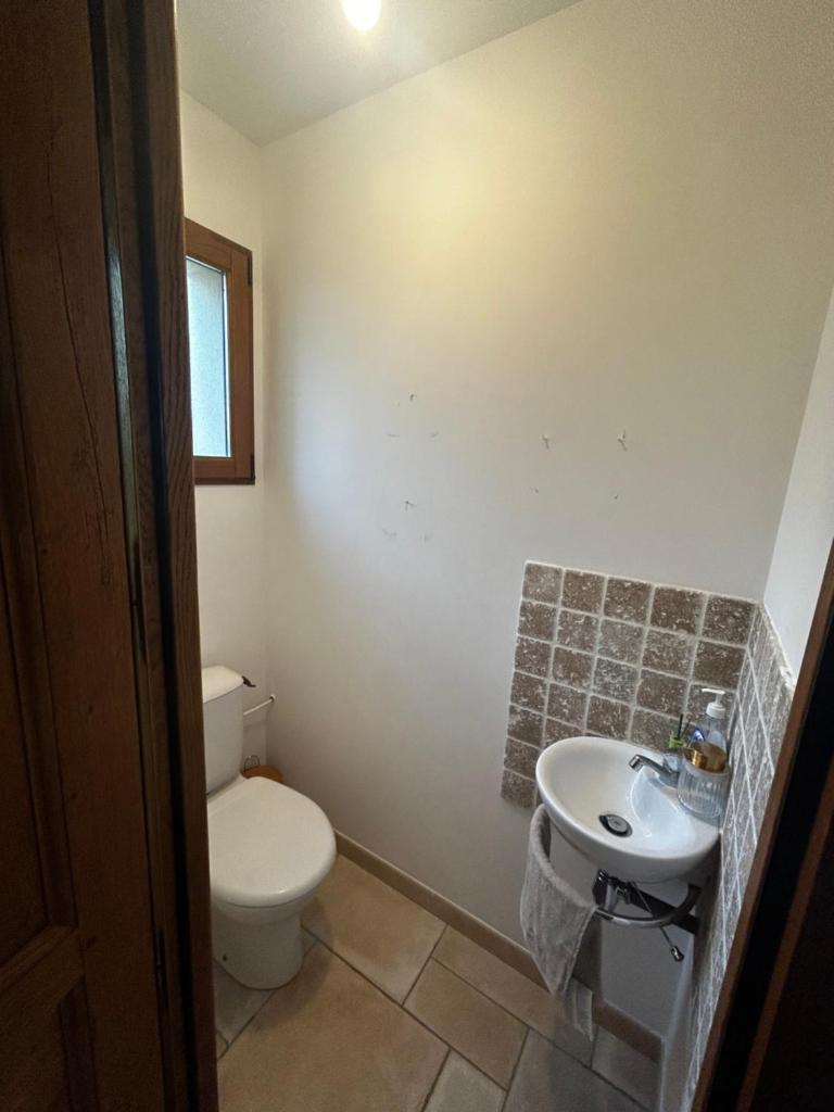 Chambre privée avec coin wc lave main privatif photo 2