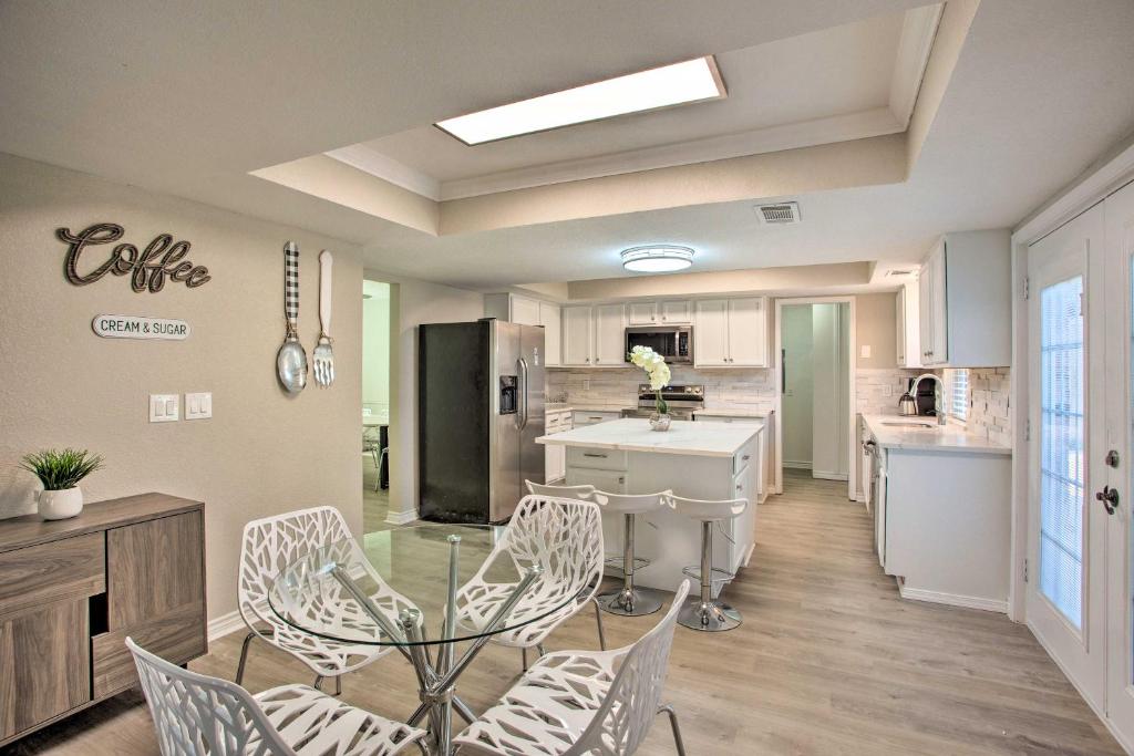 Bright, Airy Home with Pool and Grill! photo 1