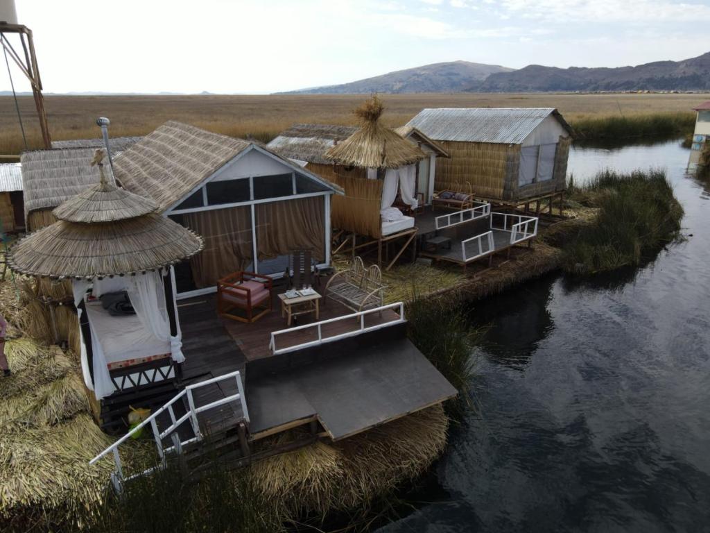 Uros Lake Titicaca Lodge photo 1