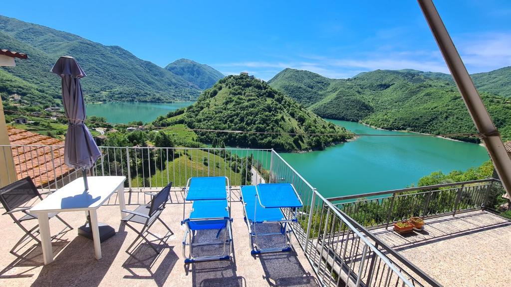 Amazing Lake View photo 1