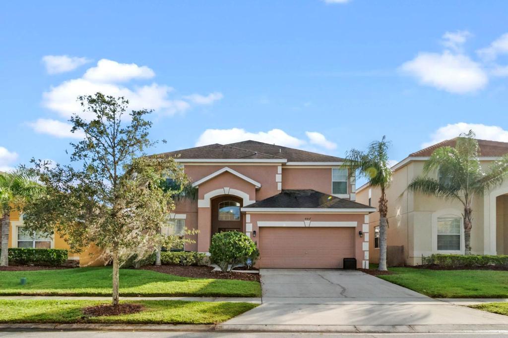 6 Bedrooms - 4 Bathrooms - Veranda Palms 4457 Np image