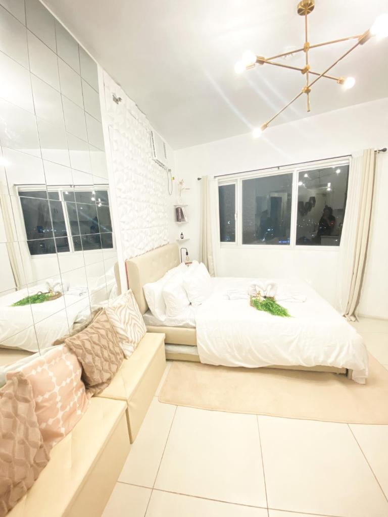Fully furnished condo in Quezon City