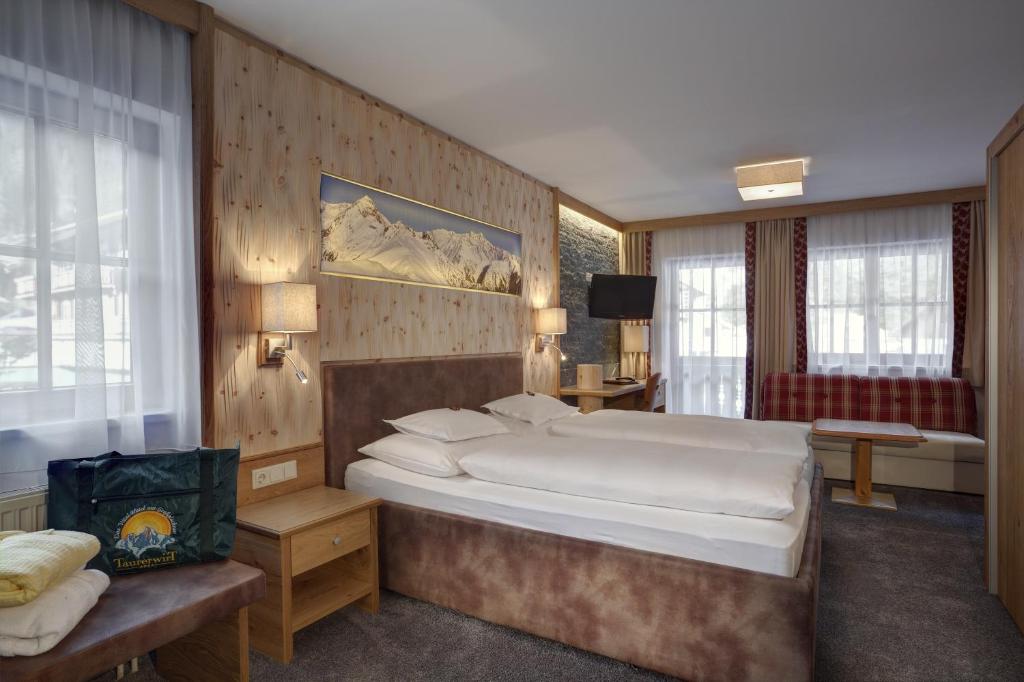 Wanderhotel Taurerwirt photo 3