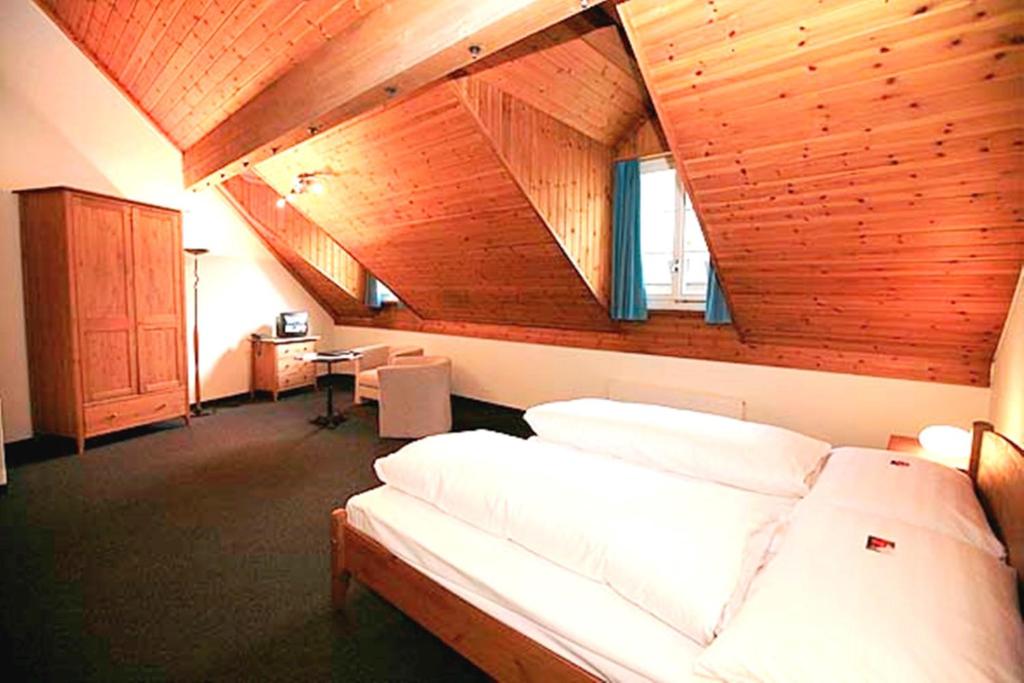 Двухместный (Стандартный двухместный номер с 1 кроватью), Hotel Chur