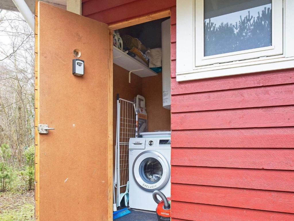 4 person holiday home in Aakirkeby photo 3