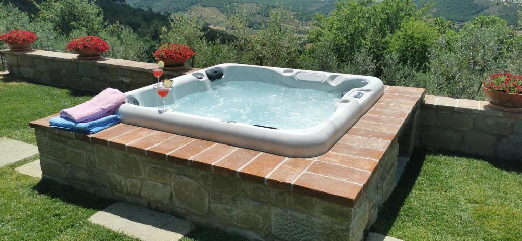 Vallibona Pool's Depandance photo 3