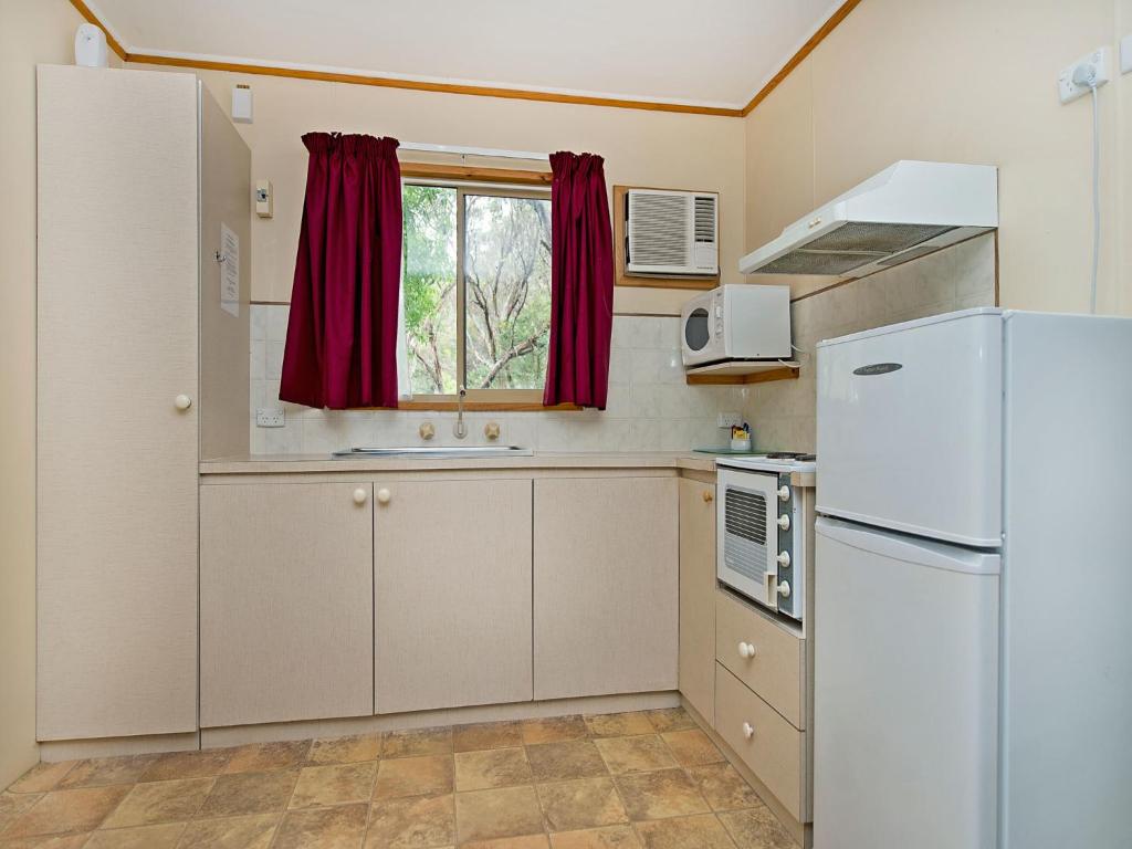 Acclaim Pine Grove Holiday Park - Tap to explore photos