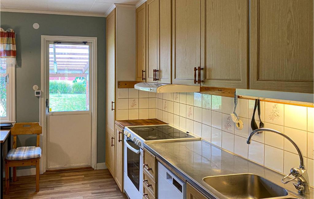 Beautiful Home In Bestorp With Wifi And 3 Bedrooms photo 2