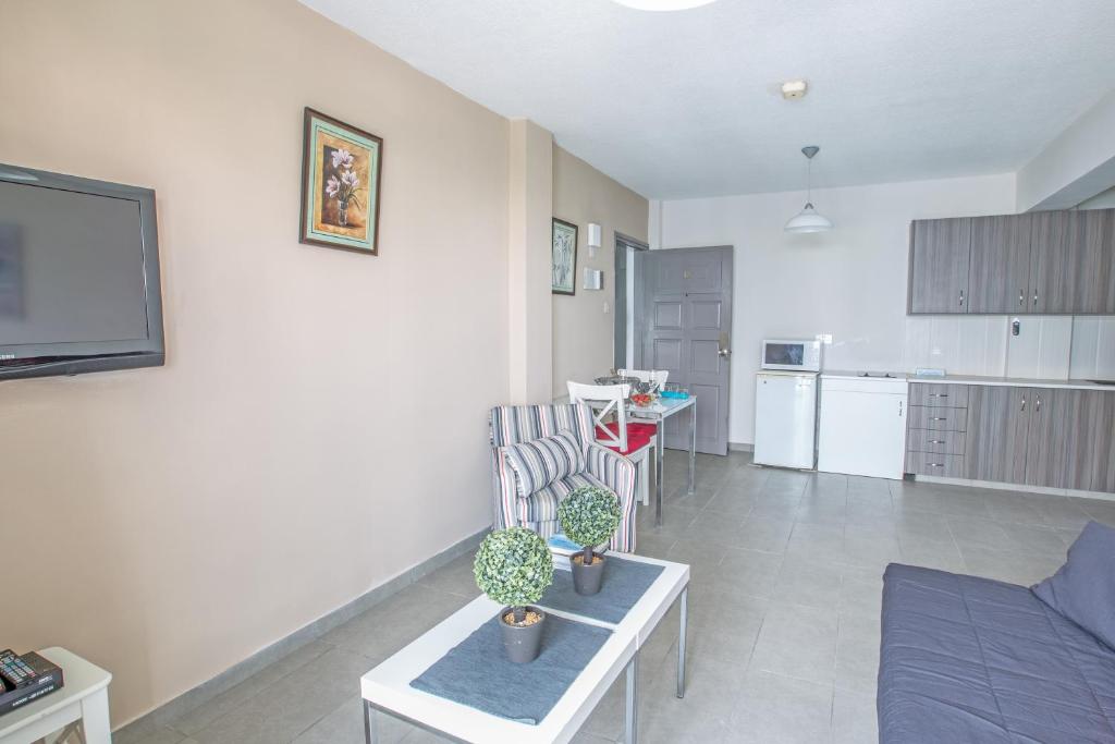 Ayia Napa Holiday Apartment So6 photo 3