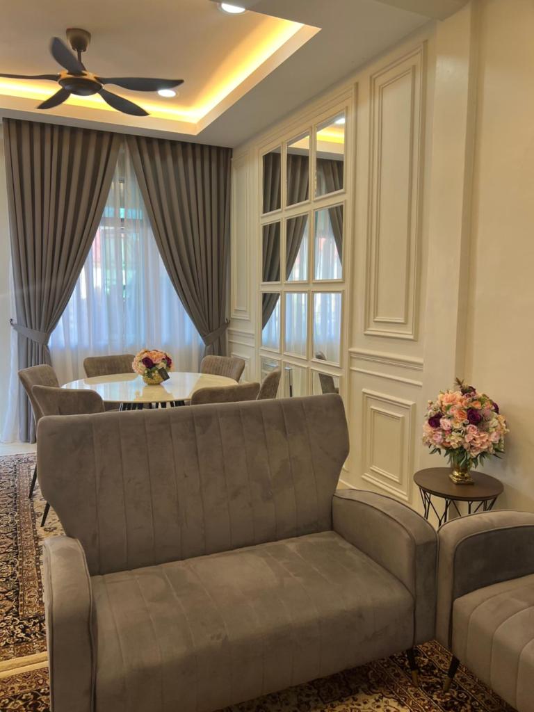 KakJie & AbgDin Homestay