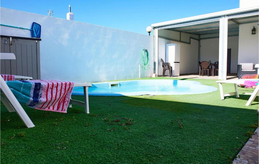 Beautiful Home In Barbate With Outdoor Swimming Pool, Wifi And 3 Bedrooms photo 4