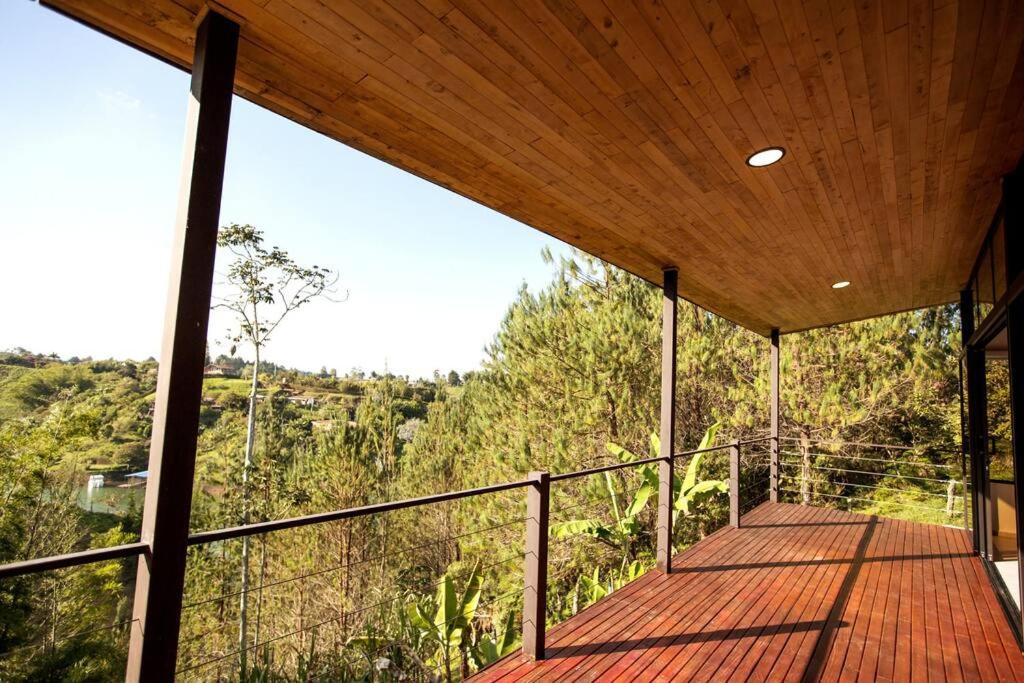 House *LOS PINOS* view of Peñol photo 3