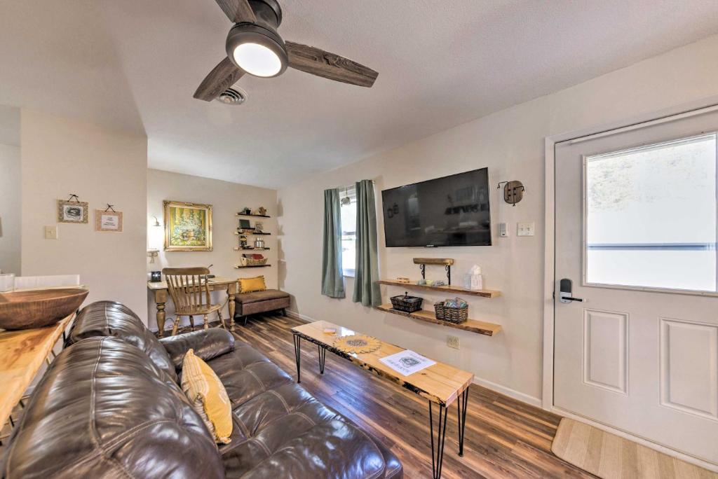 Historic Marthasville Home with Shared Amenities! photo 3