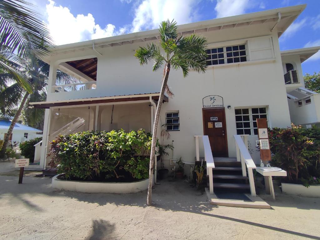 Cocotal Inn and Cabanas photo 2