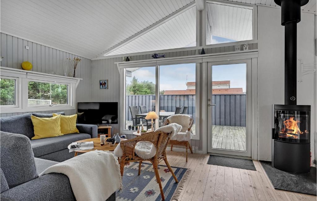 Awesome Home In Glesborg With Wifi And 4 Bedrooms photo 2