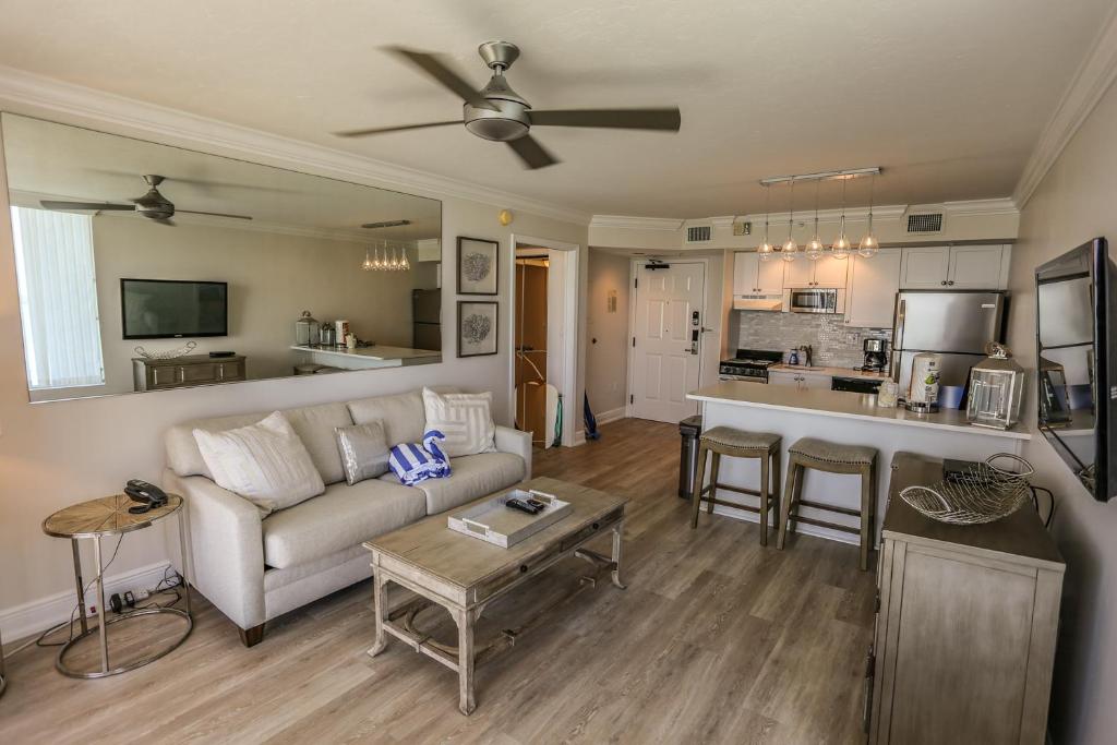 Lovers Key Resort 403 photo 1