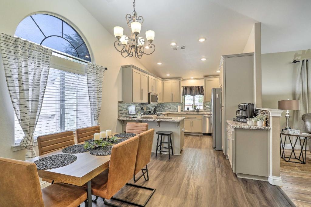 Charming Redding Home with Furnished Patio! photo 4