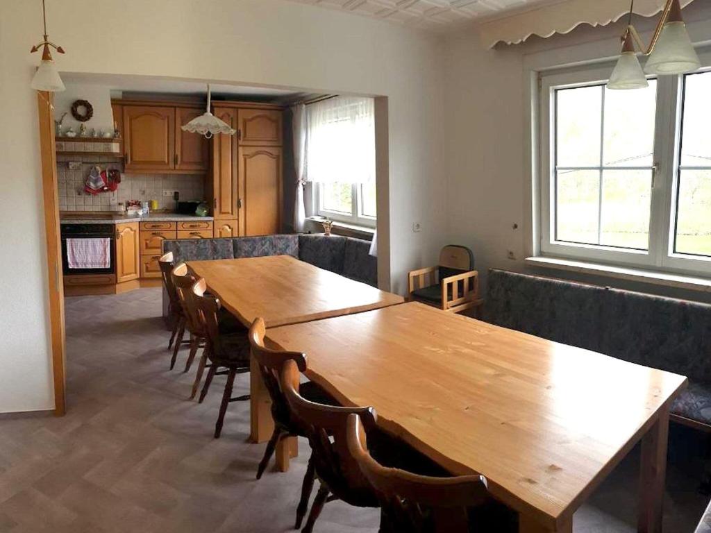 Spacious Holiday Home in Bärenstein with Garden photo 2