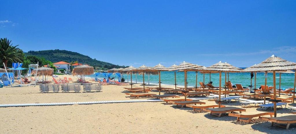 Noras villas collection photo 3