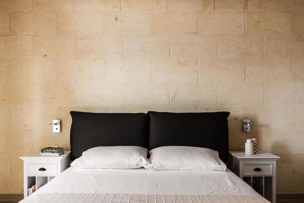 The Muse Gozo Farmhouse with indoor and outdoor pool photo 1