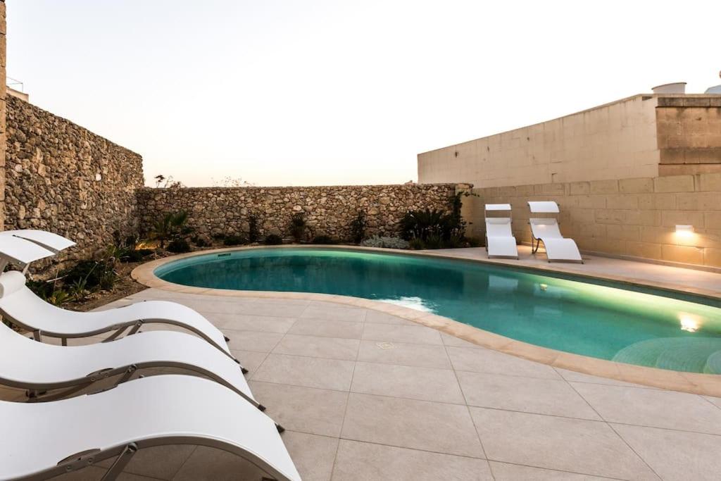 The Muse Gozo Farmhouse with indoor and outdoor pool photo 3